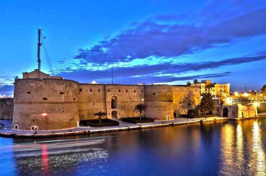 Hotel Il Pavone Taranto Exterior foto